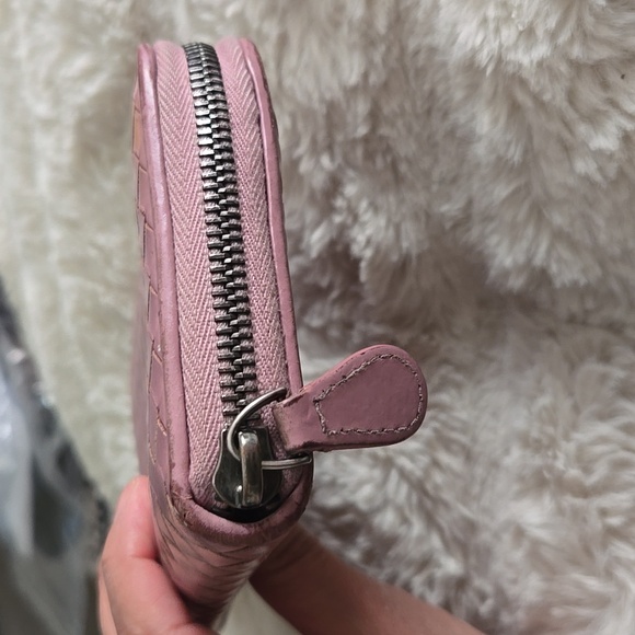 Bottega Venta Preloved wallet great condition inside & out, mauve. - Picture 11 of 14